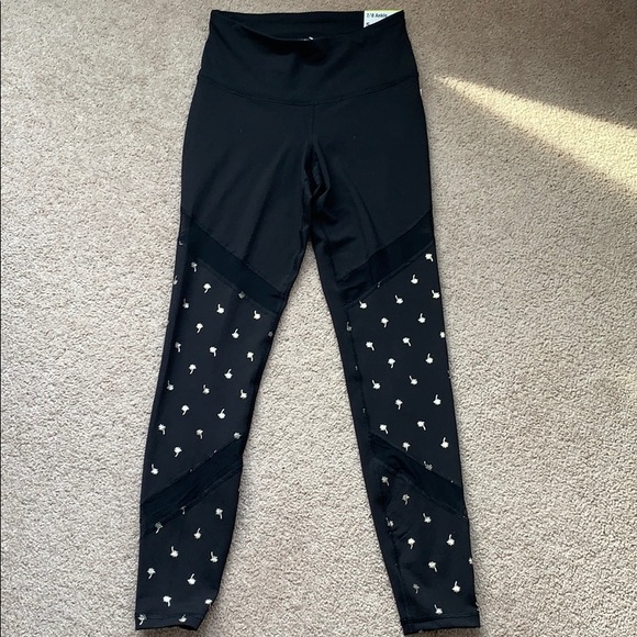 Old navy active workout pants - Picture 3 of 8